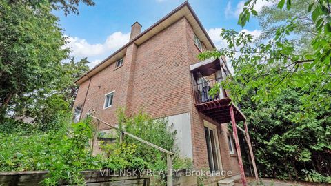Photo 7 at 183 Robert Hicks Drive, Branson, Toronto