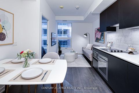 Photo 2 at 322 - 55 Mercer Street, Waterfront Communities C1, Toronto