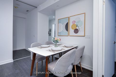 Photo 5 at 322 - 55 Mercer Street, Waterfront Communities C1, Toronto
