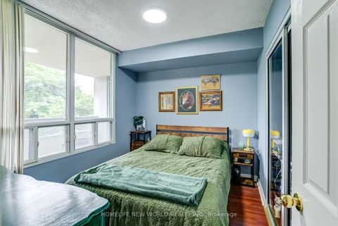 Photo 7 at 210 - 28 Empress Avenue, Willowdale East, Toronto