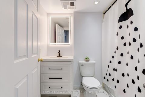 Photo 9 at 210 - 28 Empress Avenue, Willowdale East, Toronto