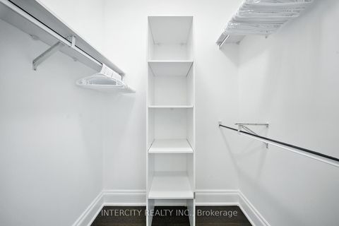 Photo 15 at PH15 - 7608 Yonge Street, Yorkhill, Vaughan