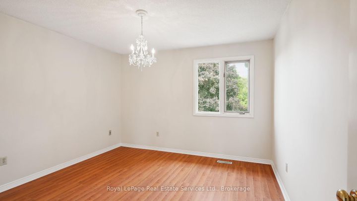 Photo 25 at 524 Chillingham Crescent, FD Ford, Oakville