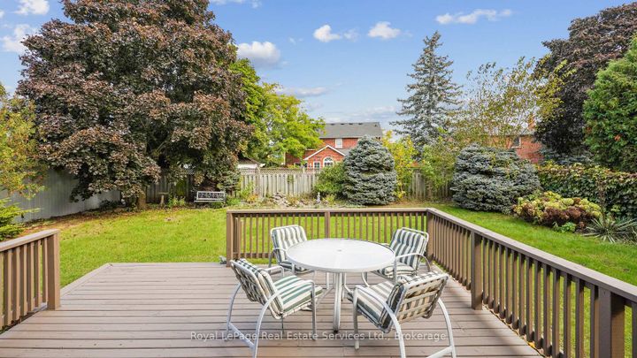 Photo 34 at 524 Chillingham Crescent, FD Ford, Oakville