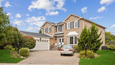 Photo 0 at 524 Chillingham Crescent, FD Ford, Oakville