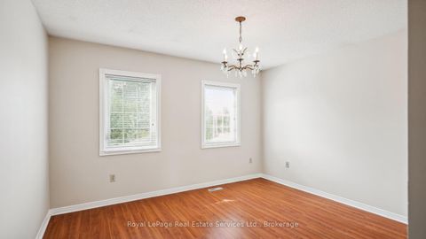 Photo 22 at 524 Chillingham Crescent, FD Ford, Oakville