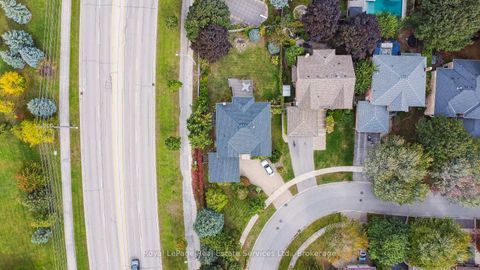 Photo 46 at 524 Chillingham Crescent, FD Ford, Oakville