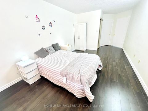 Photo 16 at 1813 - 5 Greystone Walk Drive, Kennedy Park, Toronto