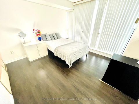 Photo 18 at 1813 - 5 Greystone Walk Drive, Kennedy Park, Toronto