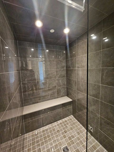 Photo 11 at 6402 - 10 York Street, Waterfront Communities C1, Toronto