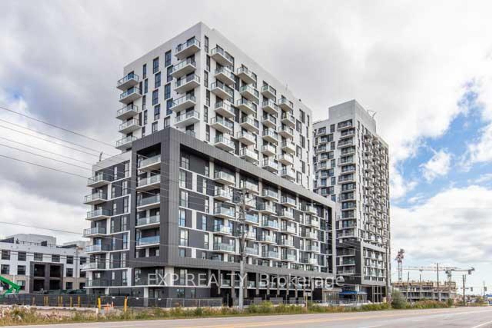 203 - 345 Wheat Boom Drive, JM Joshua Meadows, Oakville 