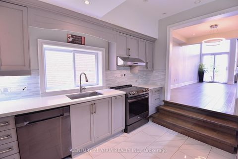 Photo 10 at 22 Peninsula Crescent, Rouge Woods, Richmond Hill