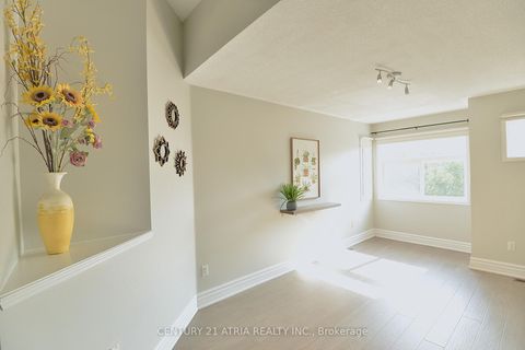 Photo 24 at 22 Peninsula Crescent, Rouge Woods, Richmond Hill