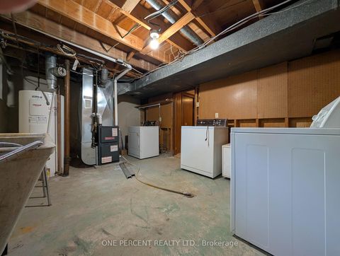 Photo 21 at 22 Gleneagle Crescent, Don Valley Village, Toronto