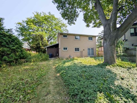 Photo 25 at 22 Gleneagle Crescent, Don Valley Village, Toronto