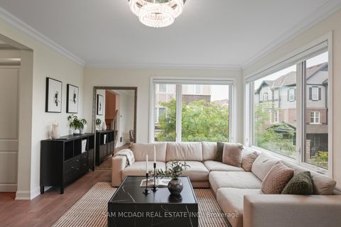 Photo 7 at 34 - 3006 Creekshore Common, GO Glenorchy, Oakville