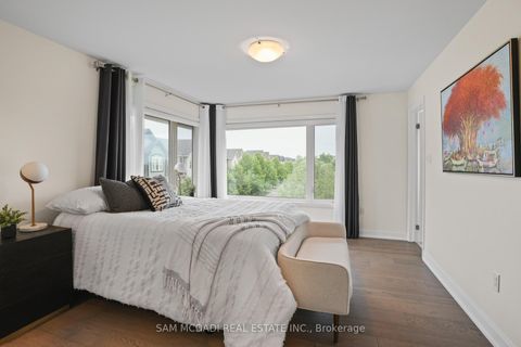 Photo 21 at 34 - 3006 Creekshore Common, GO Glenorchy, Oakville