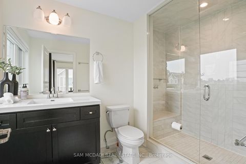 Photo 23 at 34 - 3006 Creekshore Common, GO Glenorchy, Oakville