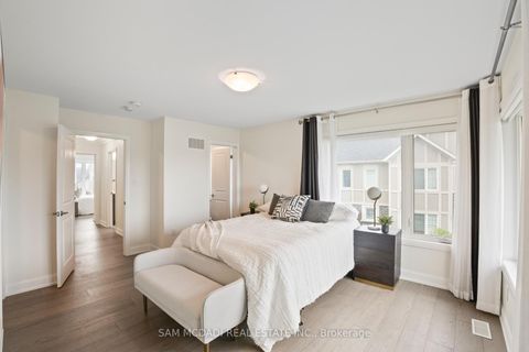 Photo 24 at 34 - 3006 Creekshore Common, GO Glenorchy, Oakville