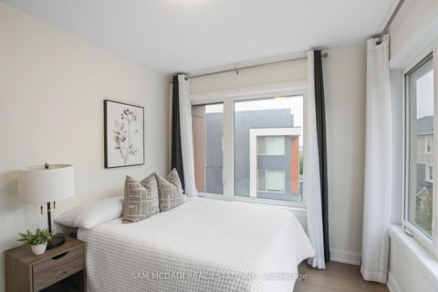 Photo 28 at 34 - 3006 Creekshore Common, GO Glenorchy, Oakville
