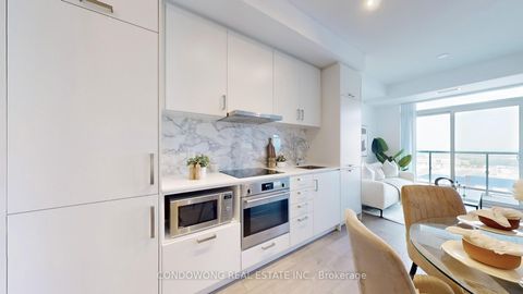 Photo 2 at 1105 - 60 Honeycrisp Crescent, Vaughan Corporate Centre, Vaughan