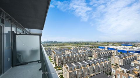 Photo 9 at 1105 - 60 Honeycrisp Crescent, Vaughan Corporate Centre, Vaughan