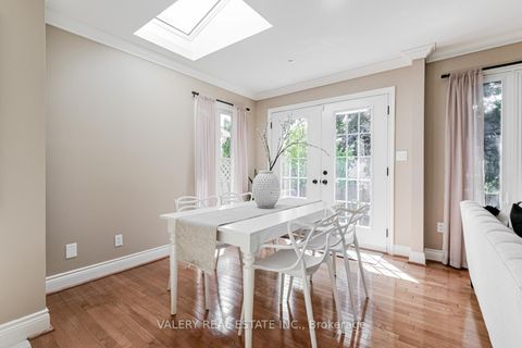 Photo 11 at 11 Belmont Crescent, Maple, Vaughan