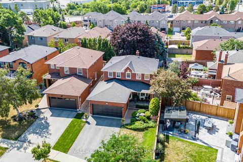 Photo 34 at 11 Belmont Crescent, Maple, Vaughan