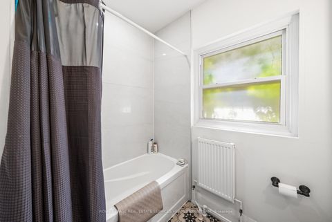 Photo 16 at 38 Whitehall Road, Moore Park, Toronto