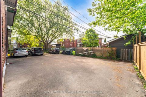 Photo 12 at 19 Roseland Drive, Alderwood, Toronto