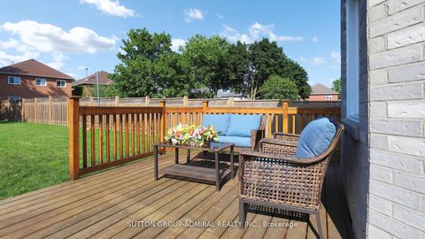 Photo 5 at 186 WESTHAMPTON Drive, Brownridge, Vaughan