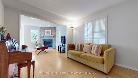Photo 13 at 186 WESTHAMPTON Drive, Brownridge, Vaughan