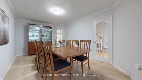 Photo 14 at 186 WESTHAMPTON Drive, Brownridge, Vaughan
