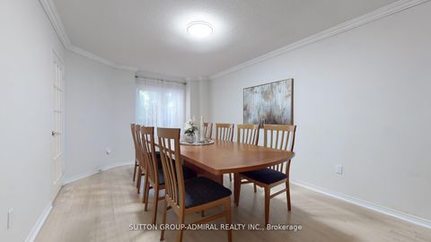 Photo 15 at 186 WESTHAMPTON Drive, Brownridge, Vaughan