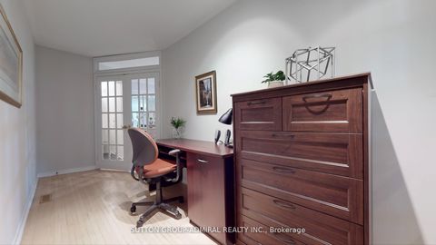 Photo 20 at 186 WESTHAMPTON Drive, Brownridge, Vaughan