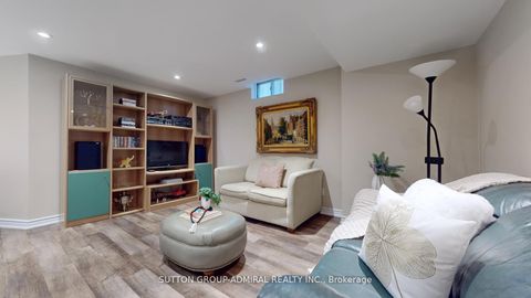 Photo 34 at 186 WESTHAMPTON Drive, Brownridge, Vaughan