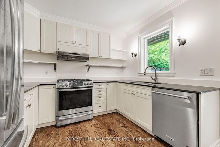 Photo 10 at 38 Citation Drive, Bayview Village, Toronto