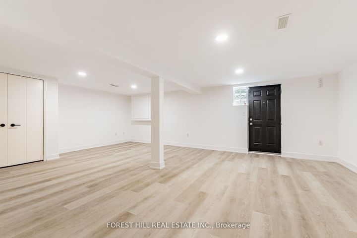 Photo 15 at 38 Citation Drive, Bayview Village, Toronto