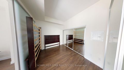 Photo 9 at 218 - 169 FORT YORK Boulevard, Niagara, Toronto