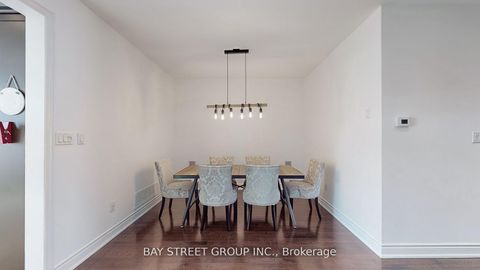 Photo 6 at 21 Robert Green Crescent, Patterson, Vaughan