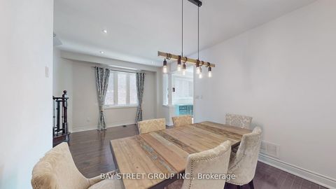 Photo 7 at 21 Robert Green Crescent, Patterson, Vaughan