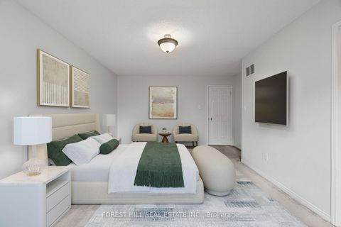 Photo 7 at 35 Timberview Drive, Patterson, Vaughan
