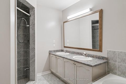 Photo 9 at 35 Timberview Drive, Patterson, Vaughan