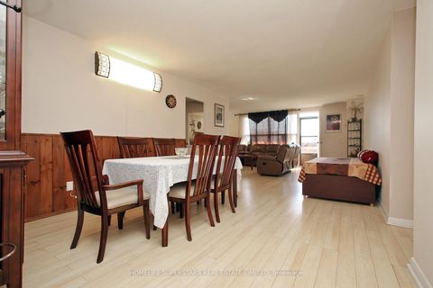 Photo 5 at 307 - 45 Silverstone Drive, Jamestown, Toronto
