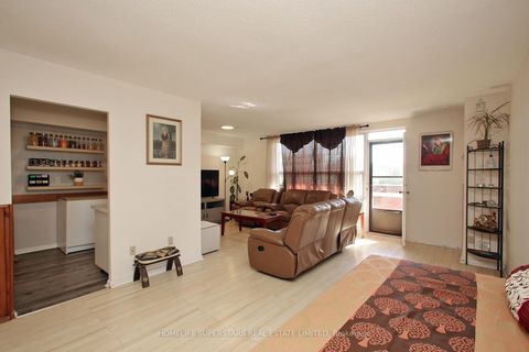 Photo 9 at 307 - 45 Silverstone Drive, Jamestown, Toronto