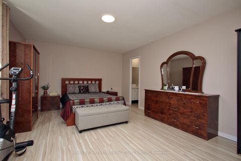 Photo 13 at 307 - 45 Silverstone Drive, Jamestown, Toronto