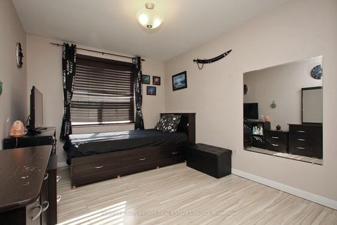 Photo 14 at 307 - 45 Silverstone Drive, Jamestown, Toronto