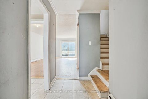 Photo 3 at 66 Worthington Drive, BR Bronte, Oakville