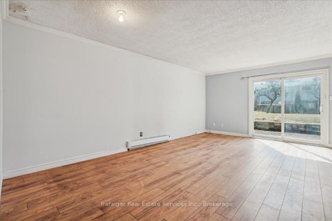 Photo 4 at 66 Worthington Drive, BR Bronte, Oakville