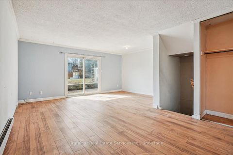 Photo 5 at 66 Worthington Drive, BR Bronte, Oakville